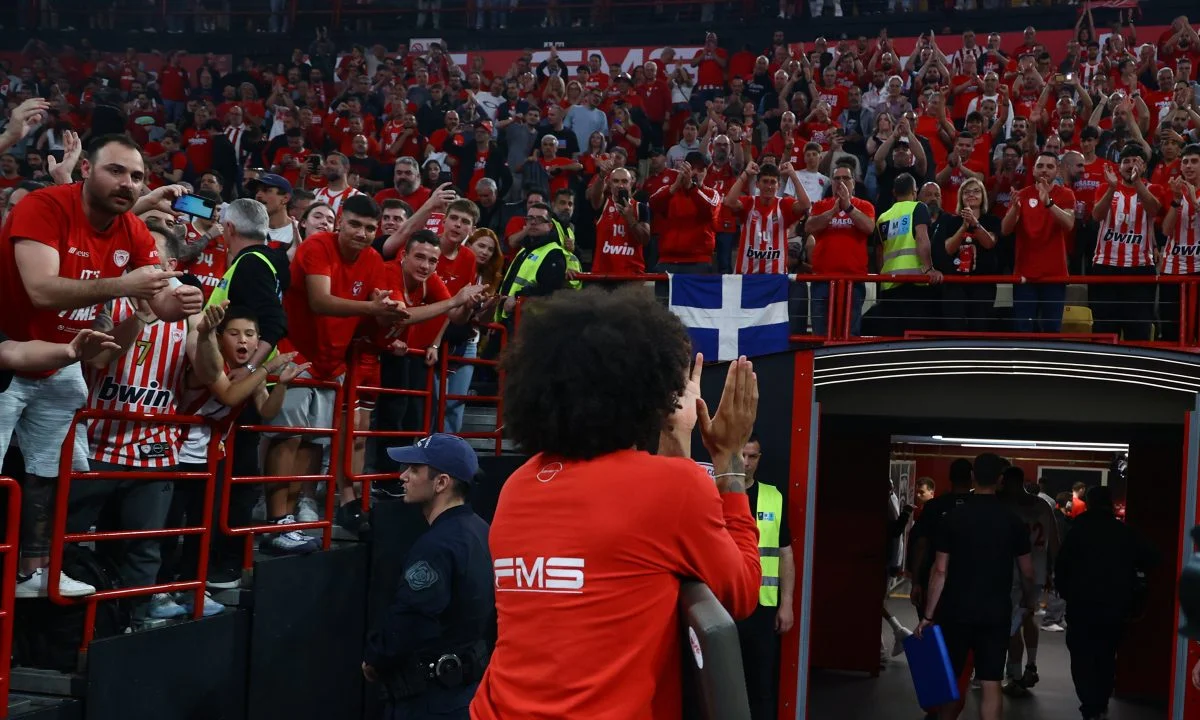 Νέο μήνυμα της Θύρας 7 για το Final Four της Euroleague και κάλεσμα στον κόσμο του Ολυμπιακού για κατακόκκινο ΟΑΚΑ.