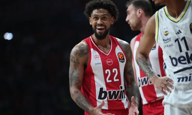 Ολυμπιακός-Φενερμπαχτσέ με Score More-Win More* για κάθε πόντο του Βεζένκοφ από το Pamestoixima.gr