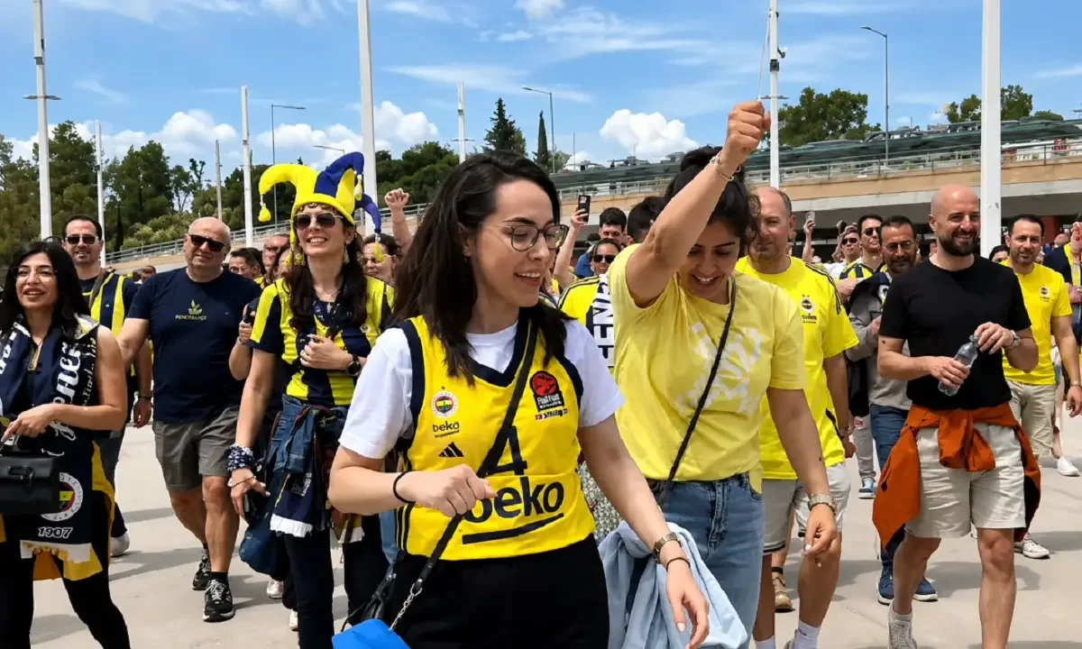 olympiacos, feneraxtse