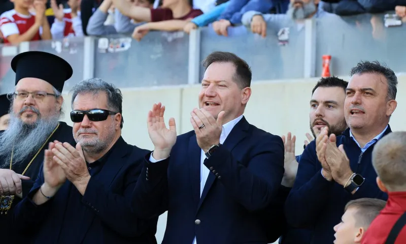 Πωλητήριο στην ΑΕΛ Novibet - Αποχωρεί ο Νταβέλης!