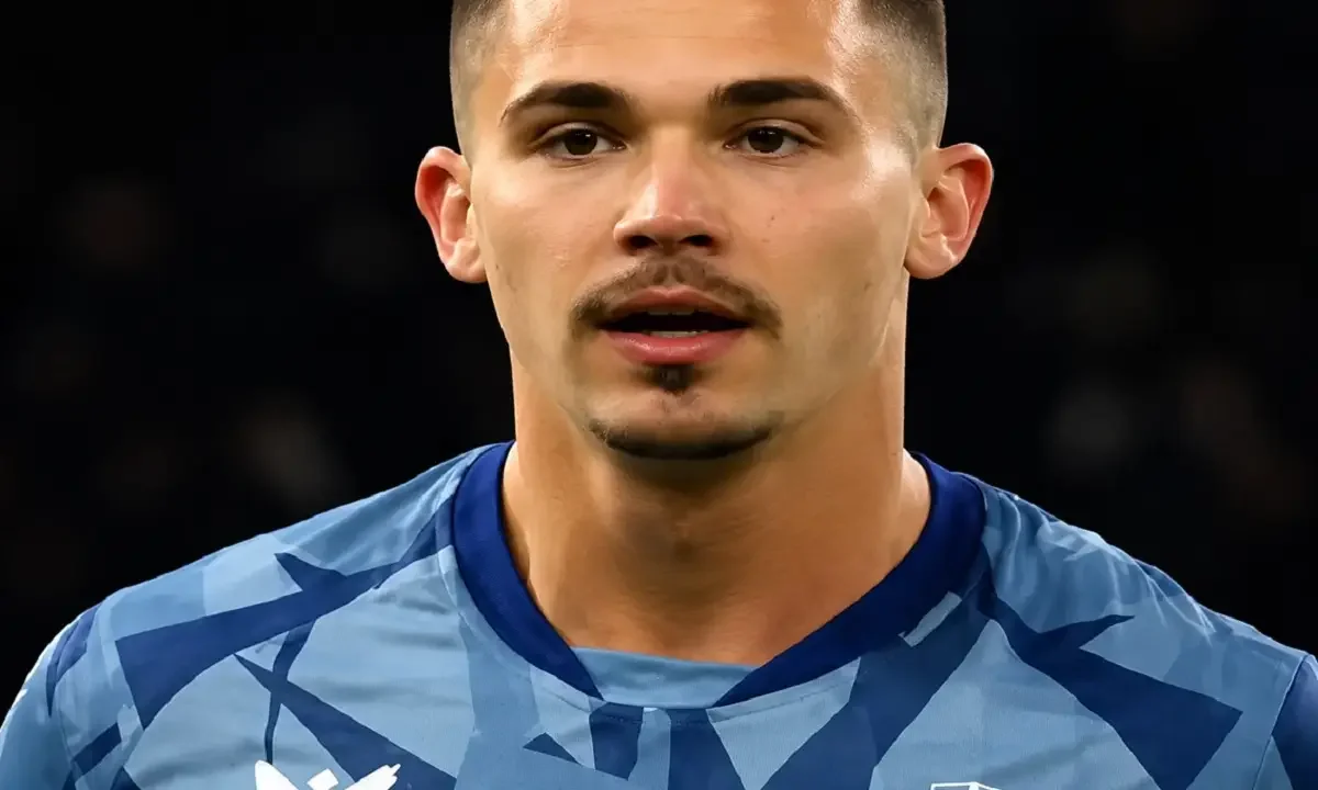 LEANDER DENDONCKER