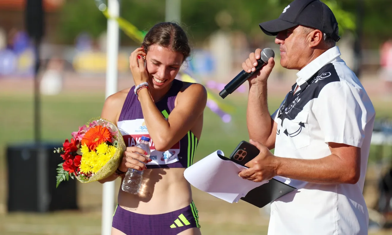 stivos eleni iakovaki 400m