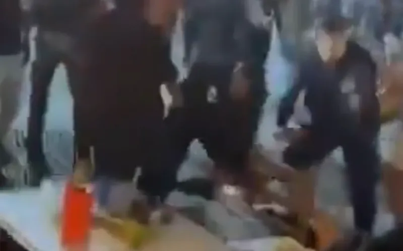 Μουντιάλ: Χημικά και ξύλο στην Κοπακαμπάνα, Καταγγελία για επίθεση σε Αργεντινούς οπαδούς