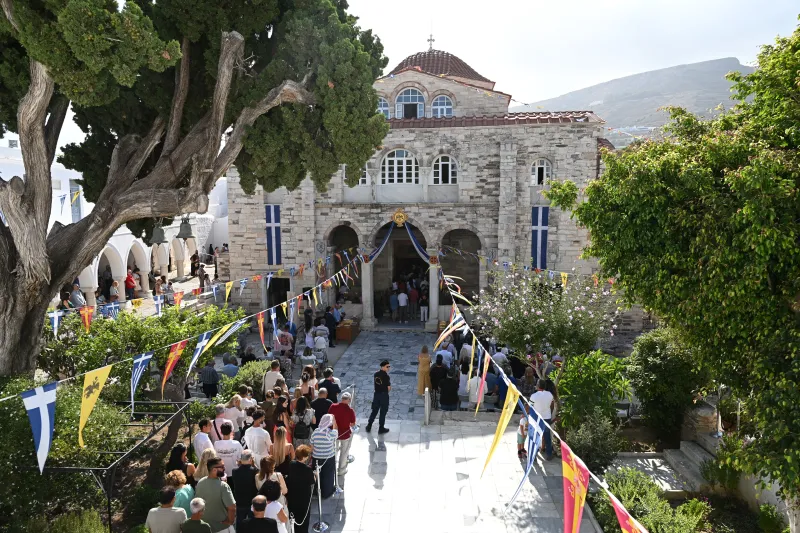 Ποιοι γιορτάζουν σήμερα – Τρίτη 18 Αυγούστου