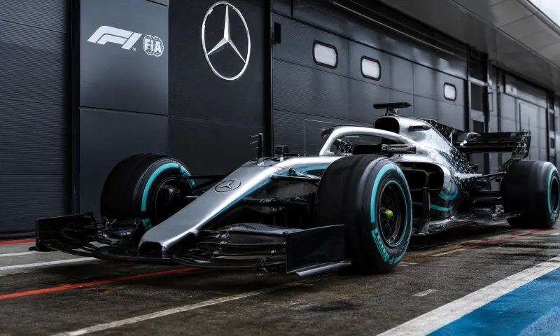Ο Αντονέλι κέρδισε τη μάχη της Mercedes στο πρώτο μισό της σεζόν