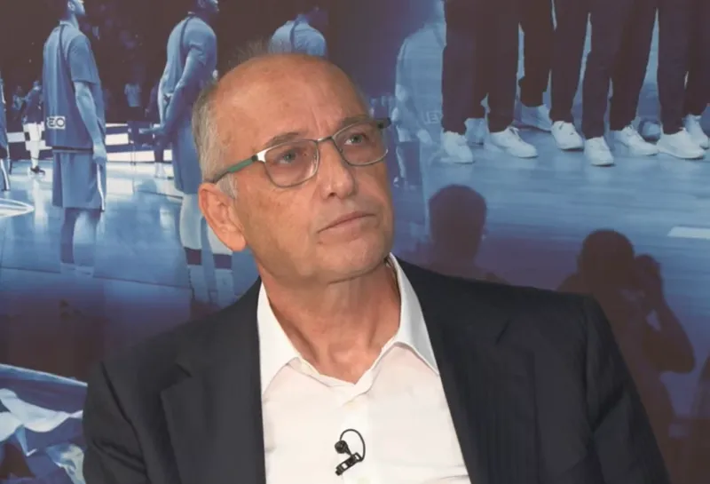 Λιόλιος: Αν δεν καθαρίσει το μπάσκετ, δεν φεύγω