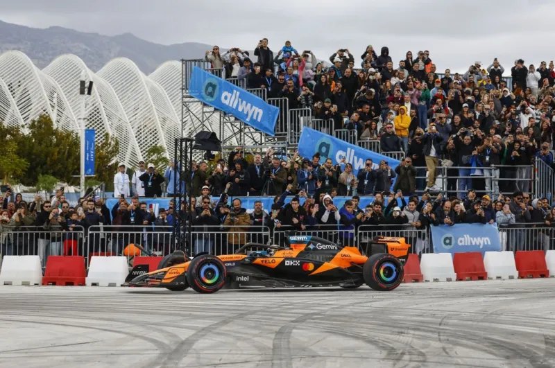 To Allwyn x McLaren Racing: Live in Athens έφερε τη Formula 1 στην Ελλάδα