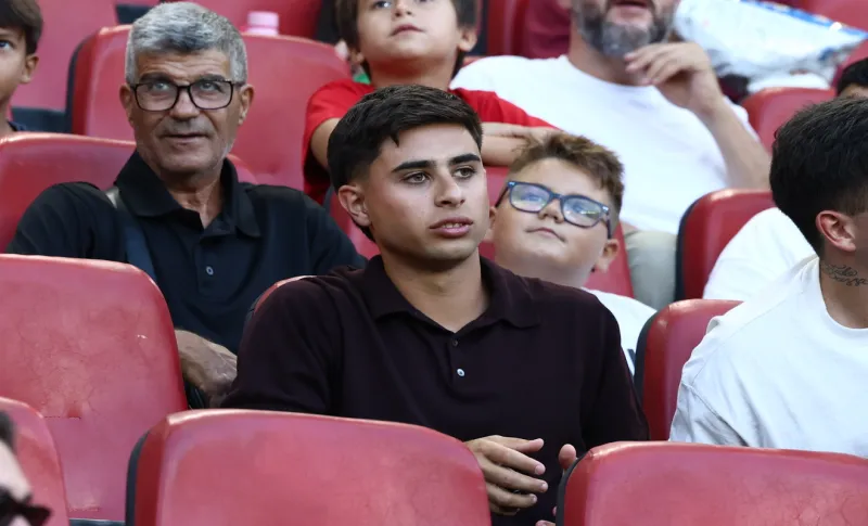 Ολυμπιακός: Ο λόγος που ο Αλγουαθίλ έστειλε στην εξέδρα τον Σιπιόνι