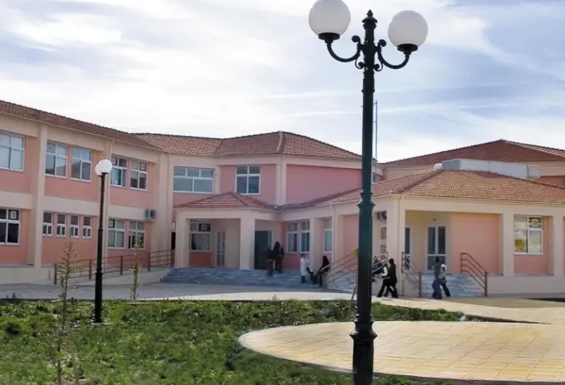 Μεσολόγγι: Ποιος πληρώνει τη μεταφορά των σχολών;