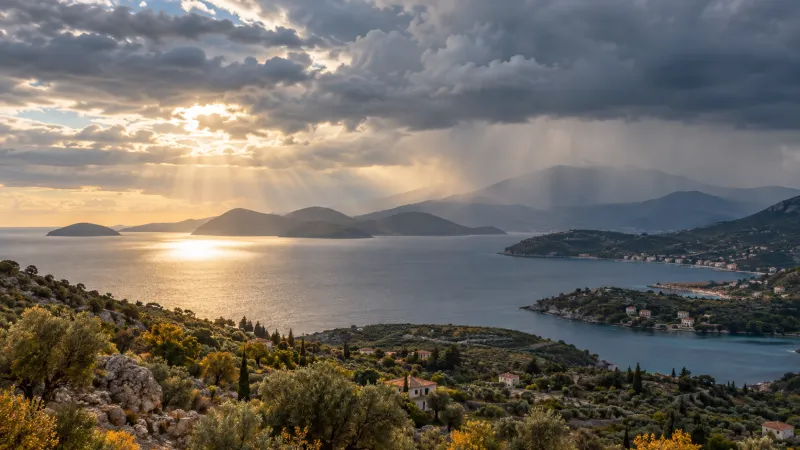 Καιρός Κυριακής: Συννεφιά και τοπικές βροχές σε Έβρο και Πελοπόννησο