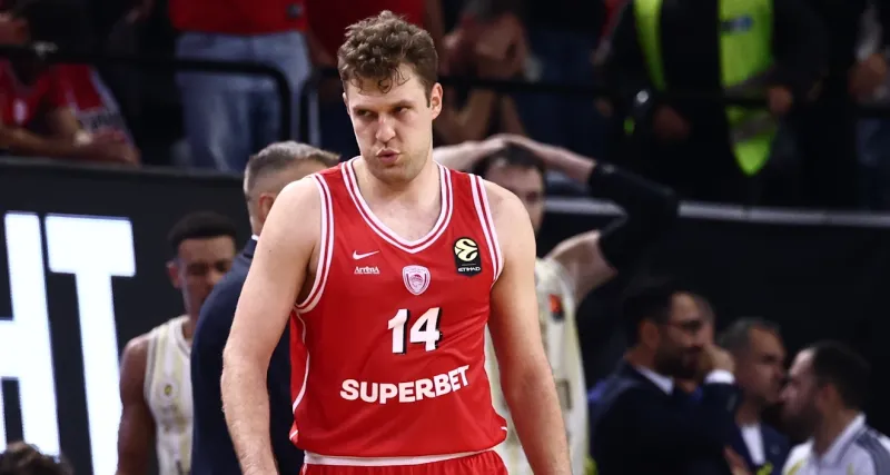 Ολυμπιακός: Χωρίς πόντο στα τελευταία 3:18 με τη Φενέρμπαχτσε!