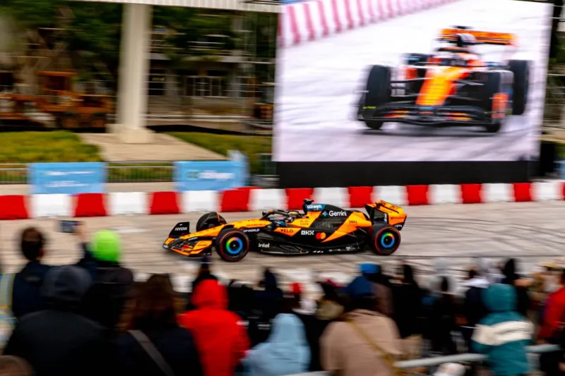 Μια Fan Zone γεμάτη εμπειρίες από τον κόσμο της McLaren Racing – Όσα ζήσαμε στο Allwyn x McLaren Racing: Live in Athens στο ΟΑΚΑ