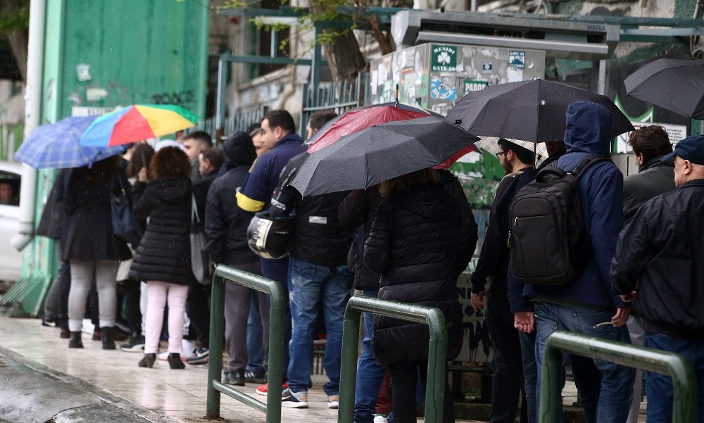 Έτσι έγινε το sold out, ουρές στη Λεωφόρο! (pics)