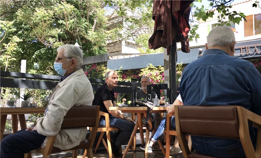 Αθήνα: Δικαίωση για την εστίαση - Γεμάτα τα τραπέζια και σήμερα (pics)