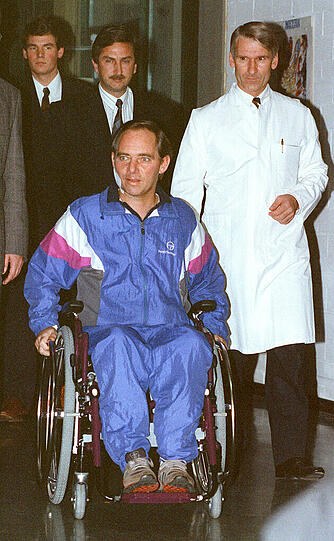 12 Οκτωβρίου 1990: Σαν σήμερα ο Βόλφγκανγκ Σόιμπλε δέχεται δολοφονική επίθεση που τον αφήνει ανάπηρο