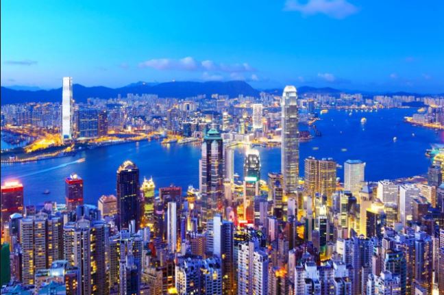 Ένας στους επτά κατοίκους του Χονγκ Κονγκ είναι εκατομμυριούχος