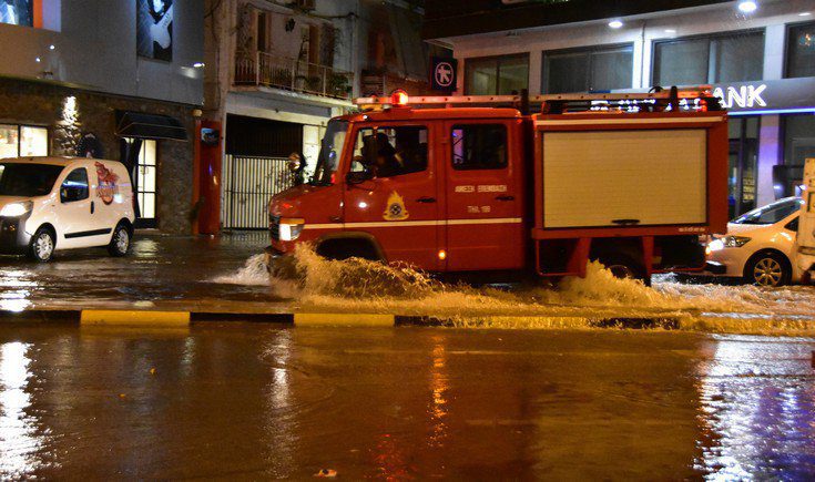 Έντονα προβλήματα στην κεντρική Μακεδονία από την έντονη βροχόπτωση