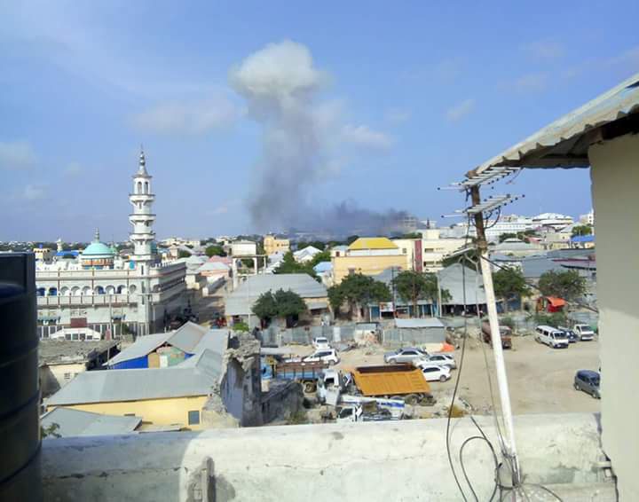 Εκρήξεις και πυροβολισμοί στη Σομαλία (pic)
