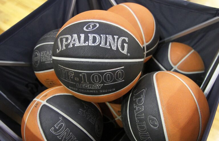 Basket League: Κούρσα για τρεις η παραμονή και τα πλέι οφ