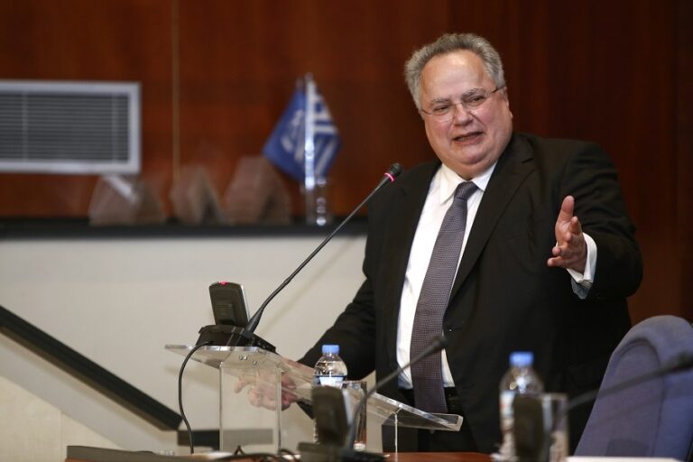 Κοτζιάς για Σκοπιανό: Σειρά των πρωθυπουργών τώρα