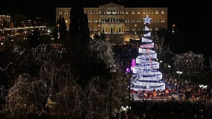 Φωταγωγείται αύριο το χριστουγεννιάτικο δέντρο του δήμου Αθηναίων