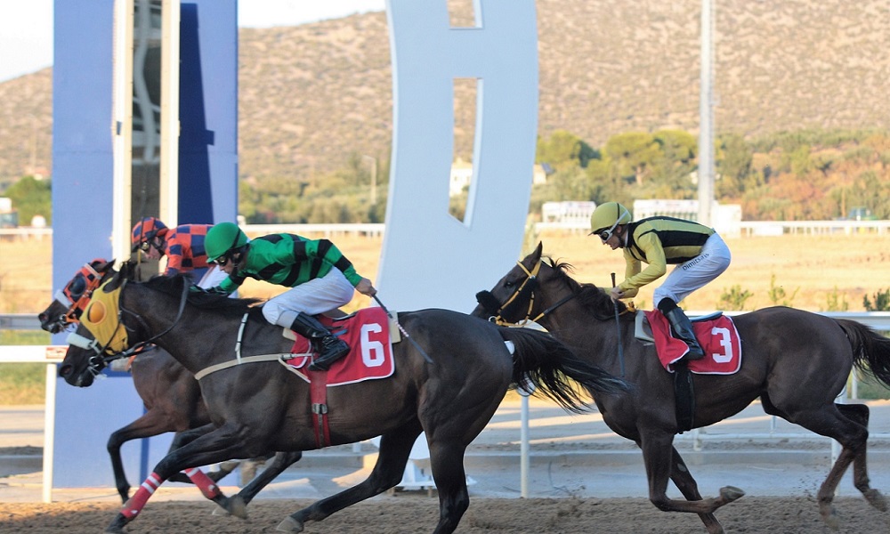 Markopoulo Park: Πλούσιο θέαμα με έξι κούρσες και Dirt Games