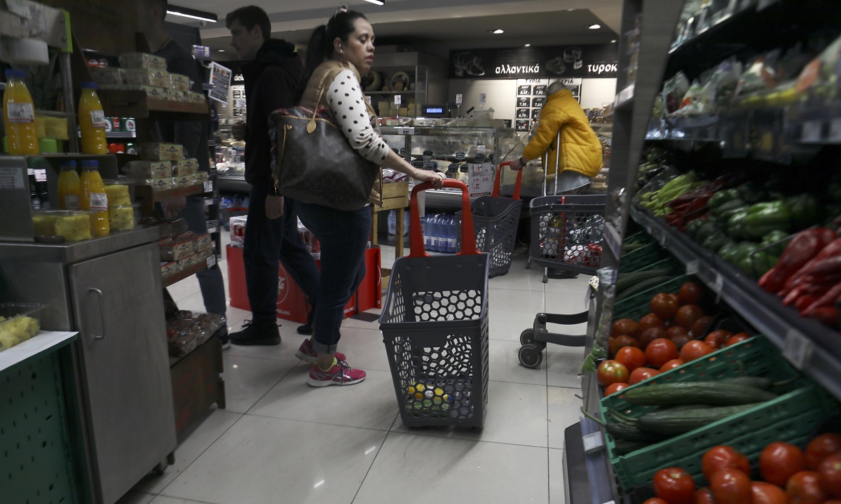 Κορονοϊός: Έλεγχος εισόδου στα σούπερ μάρκετ από Δευτέρα