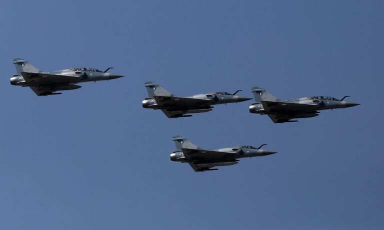 Αιγαίο: Πανηγυρίζουν οι Τούρκοι που δεν τους έριξαν τα F16 οι Έλληνες πιλότοι (vids)