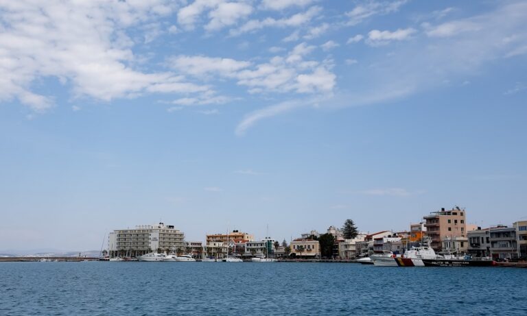 Χίος: Πολιτικό άσυλο ζητούν 26 Τούρκοι – Έφτασαν στο νησί με αλιευτικά σκάφη