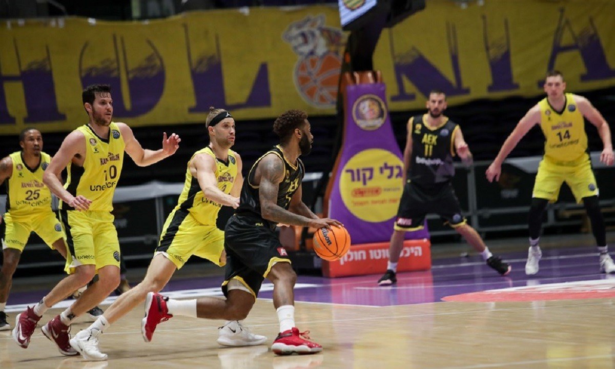 Χολόν- ΑΕΚ 77-71: Θα παίξει την πρόκριση στο Μινσκ