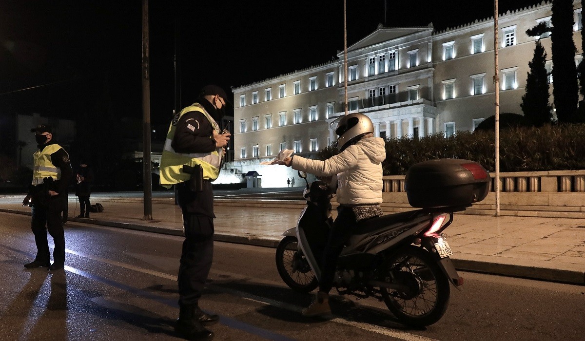 Κορονοϊός - Lockdown: Πόλεις φαντάσματα Αθήνα και Θεσσαλονίκη (pics) - Άδεια όλα!
