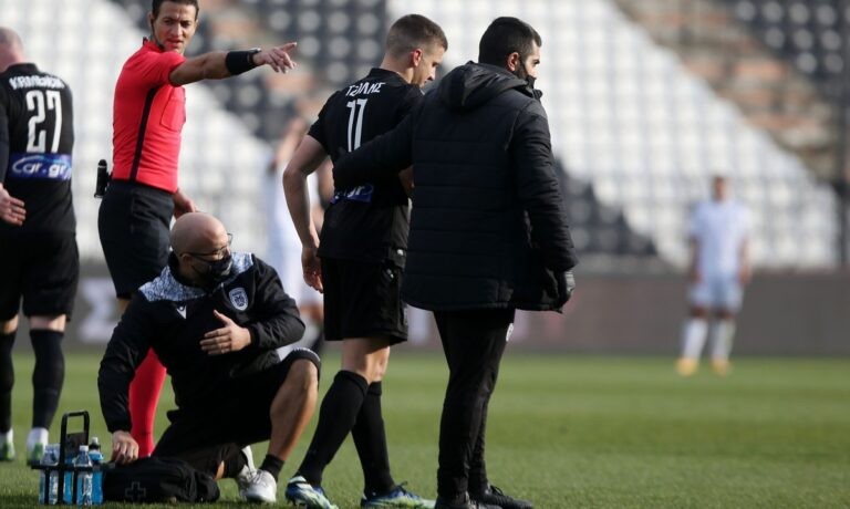 Τζόλης: Αγωνία στον ΠΑΟΚ για τον τραυματισμό του 19χρονου επιθετικού στο ματς με την Λαμία. Σύμφωνα με την πρώτη ενημέρωση