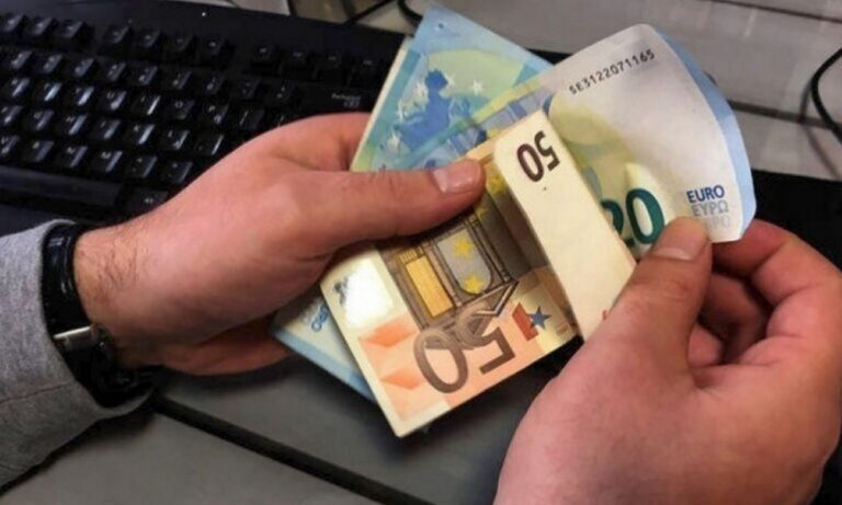 Επίδομα 534 ευρώ: Πληρώνονται οι δικαιούχοι για τον Μάρτιο – Πότε θα λάβουν τα χρήματα τους
