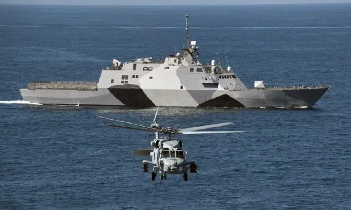 Φρεγάτες: Πρόταση για πολεμικά πλοία ανάλογη των άλλων είπε ο Έλληνας ΥΠΑΜ στον Αμερικανό ομόλογό του με φόντο τις αμερικανικές MMSC.