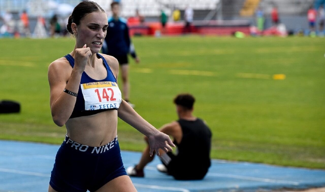Η Άννα Χατζηπουργάνη στο ντεμπούτο της στη σεζόν, στη δεύτερη ημέρα του Πανελληνίου Πρωταθλήματος Κ20 στη Θεσσαλονίκη, πέτυχε το στόχο της.