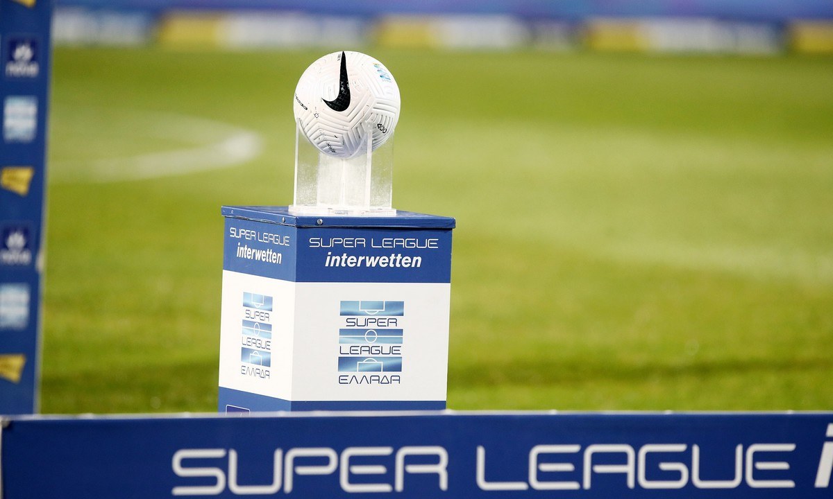 Τα ανοιχτά «μέτωπα» στα τηλεοπτικά πάνε πίσω μια εβδομάδα την κλήρωση του νέου πρωταθλήματος της Super League 1.