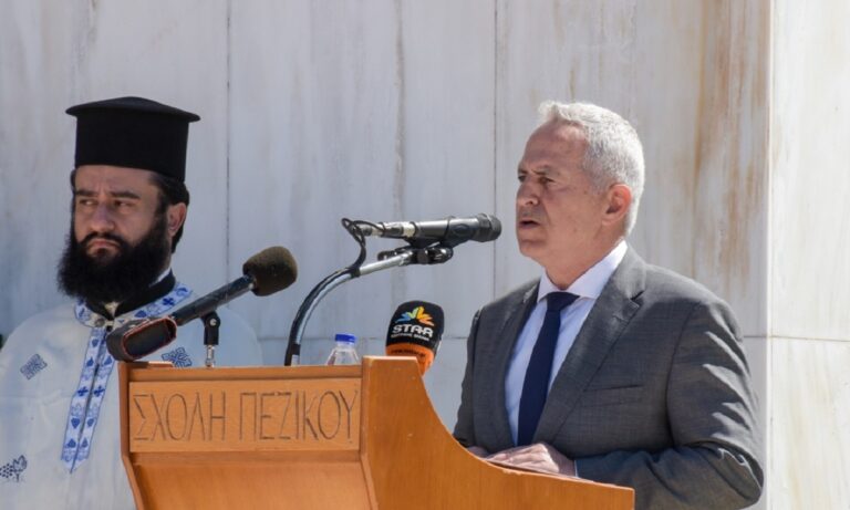 Μαξίμου για Αποστολάκη: «Δείλιασε μπροστά στις απειλές του ΣΥΡΙΖΑ»