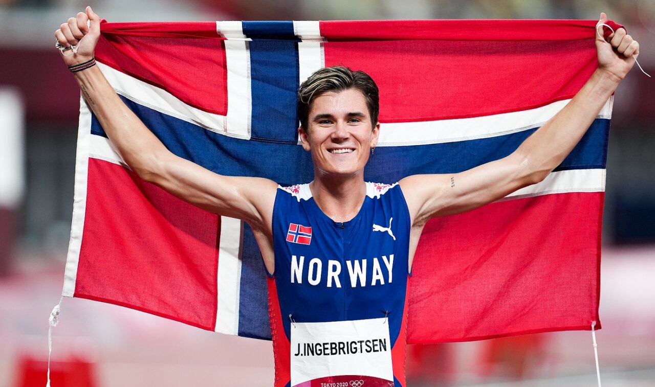 Ο Νορβηγός Γιάκομπ Ινγκεμπρίγκτσεν νίκησε τους Κενυάτες, πήρε το χρυσό στα 1.500μ. τερματίζοντας σε 3.28.32 και πέτυχε ολυμπιακό ρεκόρ.