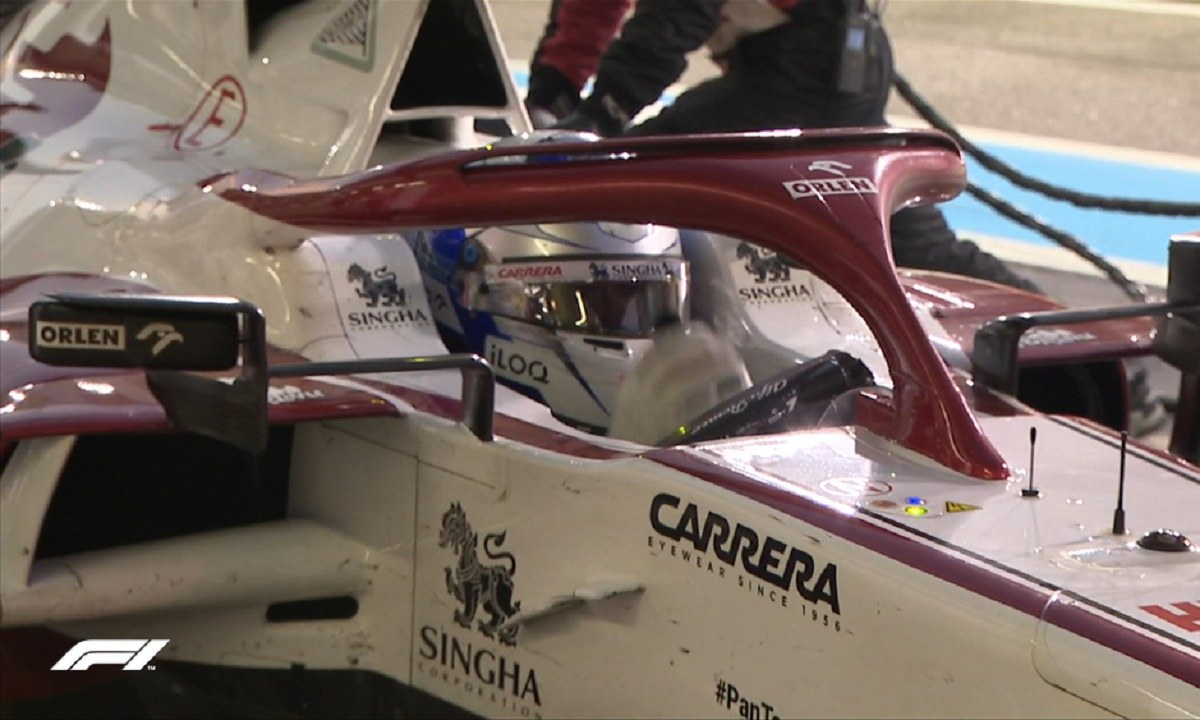 Ο Κίμι Ράικονεν είπε αντίο στην Formula 1 μετά από 20 χρόνια, εγκαταλείποντας στον τελευταίο του αγώνα στο Άμπου Ντάμπι.