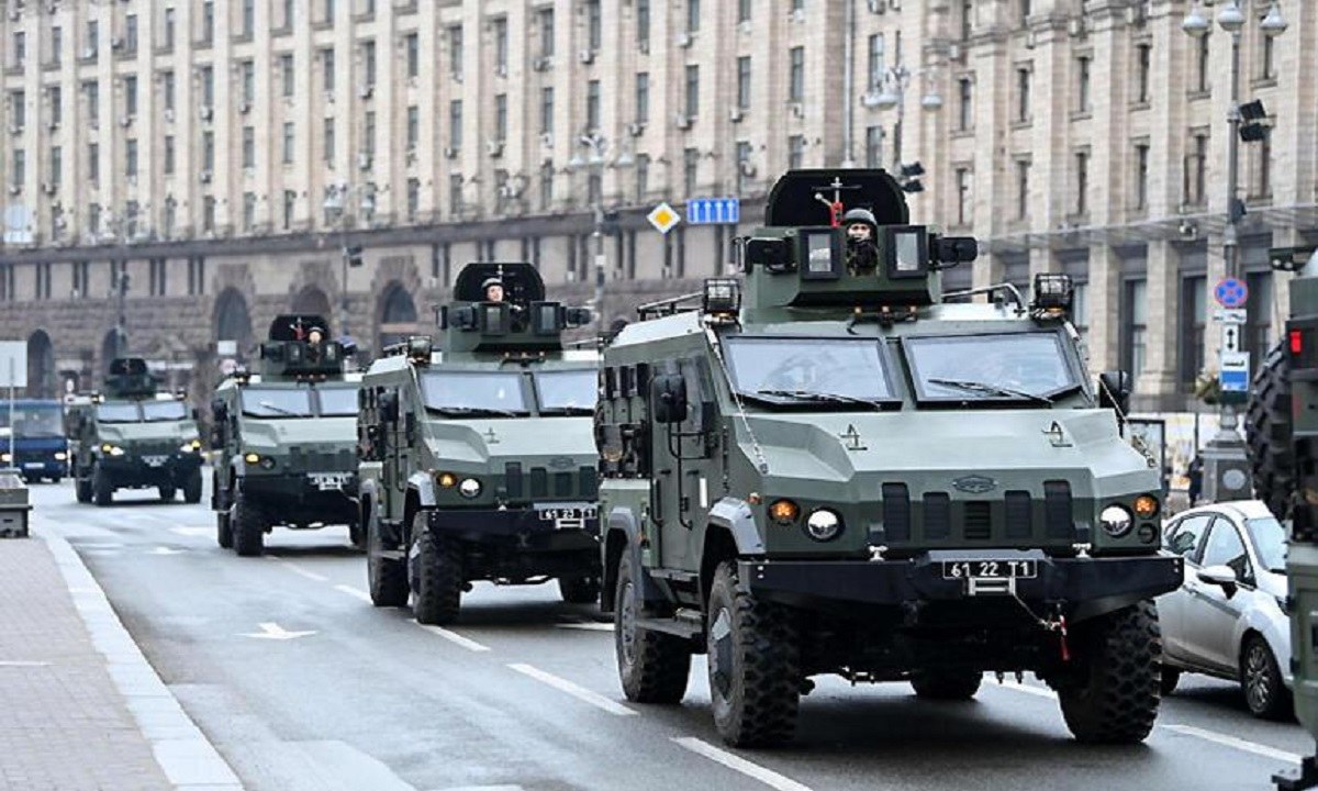 Ουκρανία: Έφτασαν στο Κίεβο οι Ρώσοι - Πιο γρήγορα απ' ότι πιστεύονταν