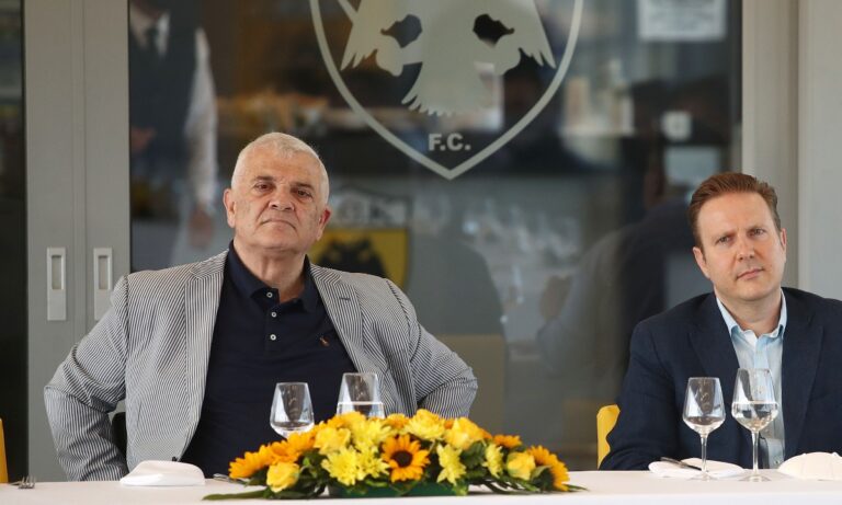 Ο Δημήτρης Μελισσανίδης με τον CEO της ΑΕΚ Γιώργο Κοσμά