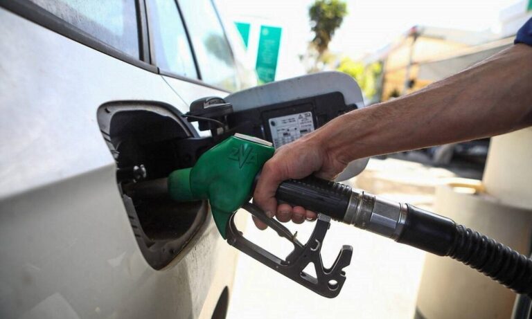 Fuel Pass: 20 ευρώ το μήνα η νέα επιδότηση για καύσιμα – Ποιοι τη δικαιούνται!
