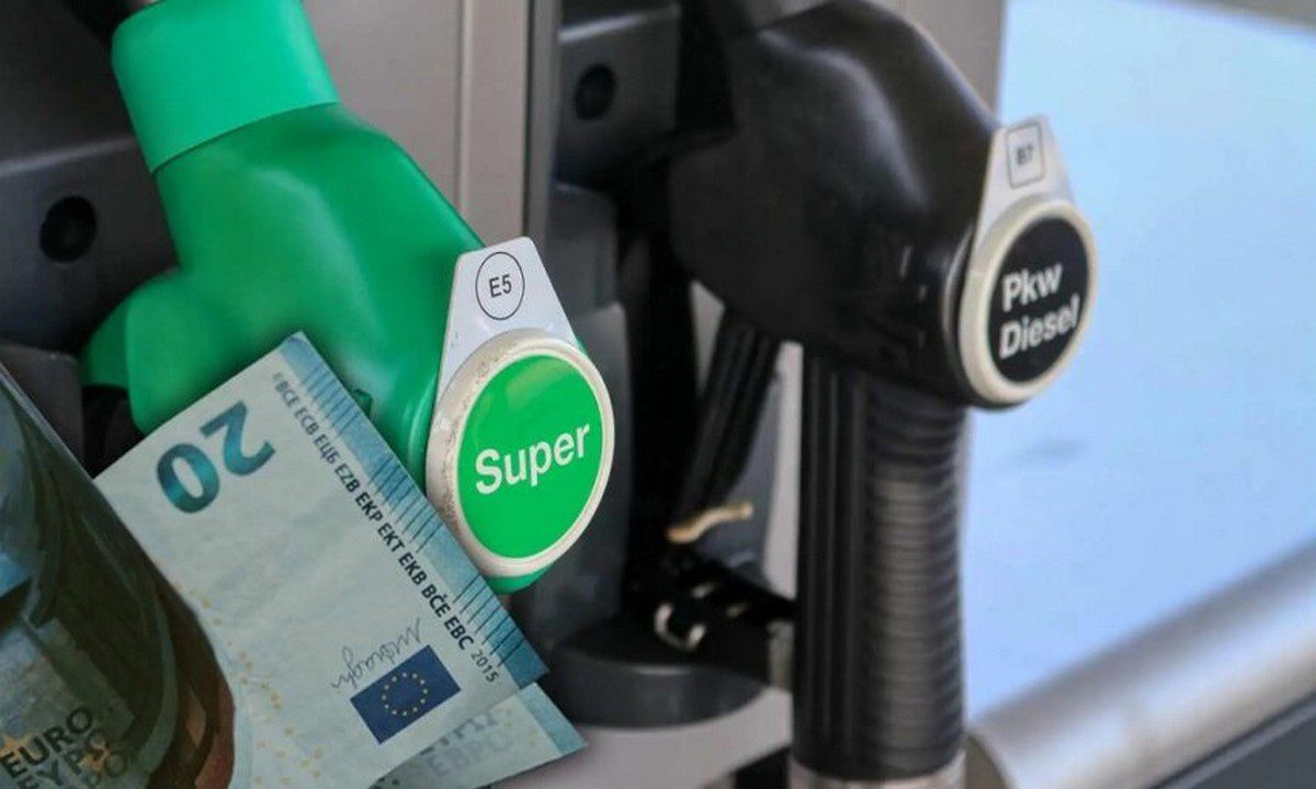 Fuel Pass 3: Τέλος το επίδομα λόγω στήριξης των λογαριασμών ρεύματος – Τι σκέφτονται στο Μαξίμου