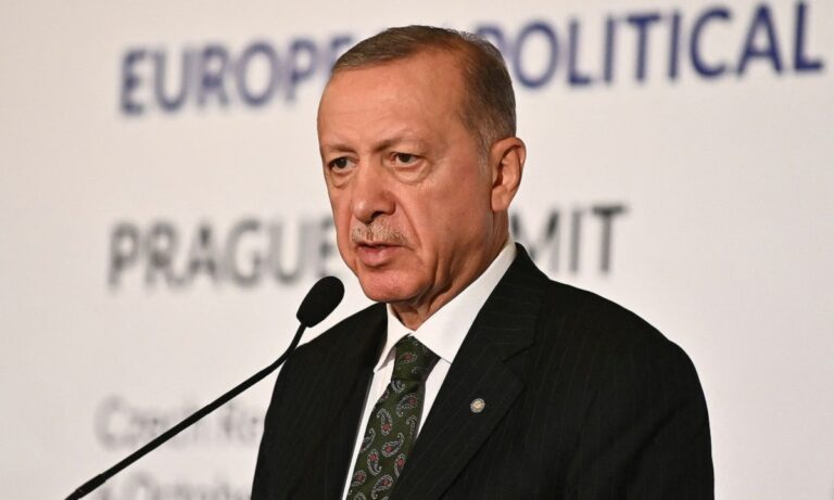 Ελληνοτουρκικά: Σάλος έχει ξεσπάσει στην Τουρκία οι καταγγελίες της Τουρκοκύπριας πολιτικού Ντογούς Ντεργιά, κατά του Ρετζέπ Ταγίπ Ερντογάν.