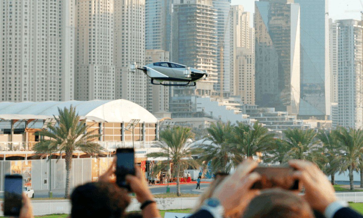 MotorSport News: Το ιπτάμενο αυτοκίνητο eVTOL X2 της XPeng πραγματοποίησε την πρώτη δημόσια πτήση στο Ντουμπάι, σηματοδοτώντας μια νέα εποχή