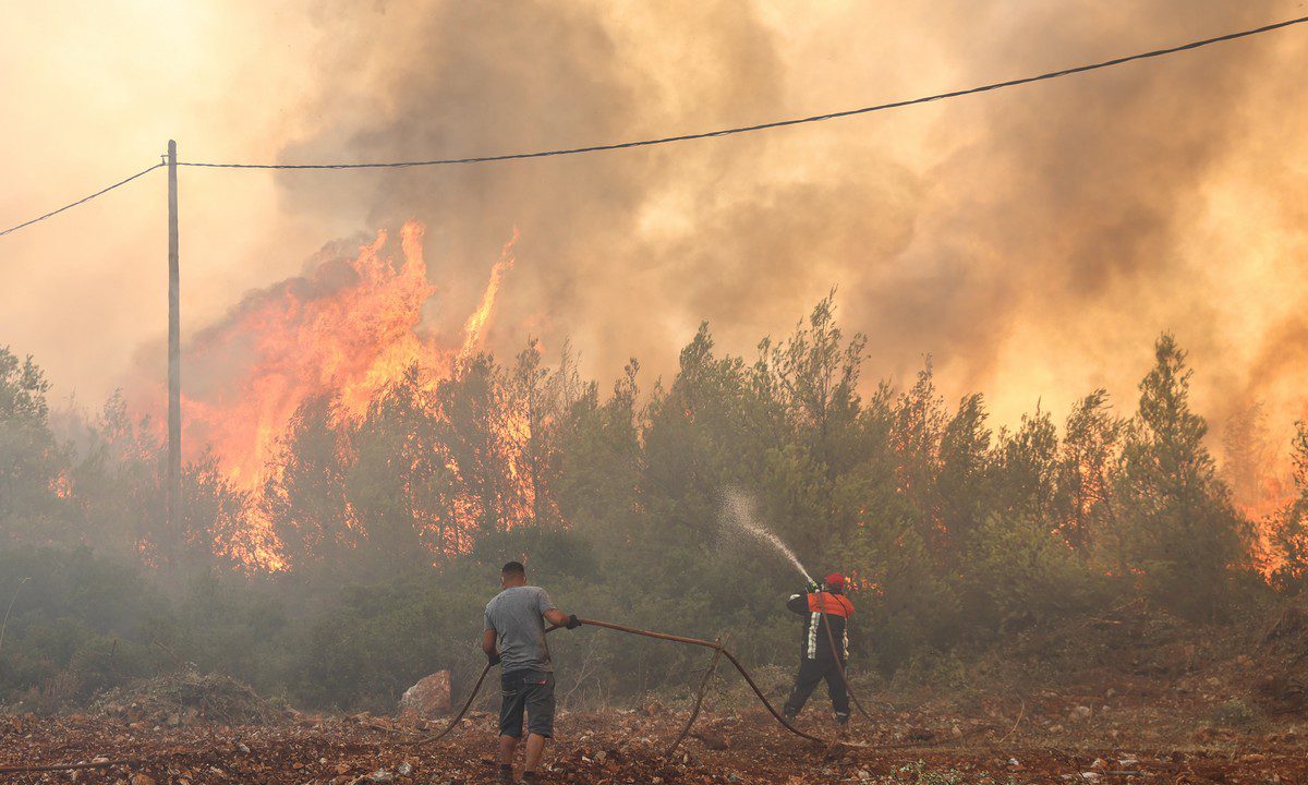 Φωτιά: Τεράστιος κίνδυνος και σήμερα - Οι περιοχές που βρίσκονται στο «κόκκινο»