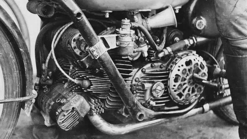 Oxley-9-motogp-1949-75-chronia-agones-500cc-giortazei-moto-gp
