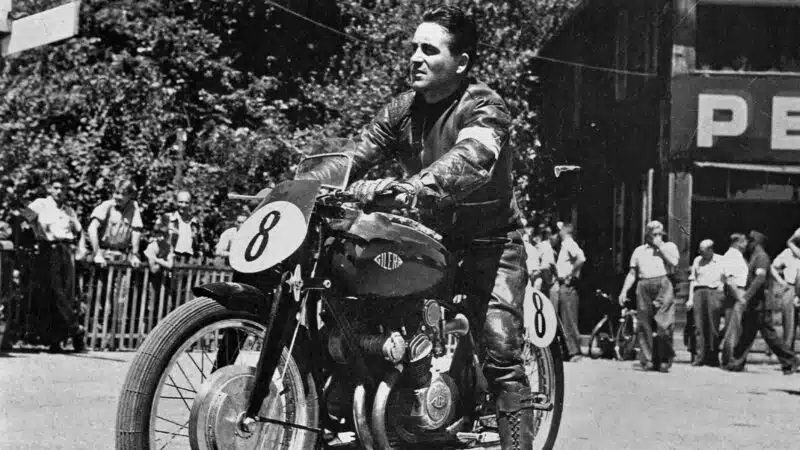 Oxley-motogp-1949-75-chronia-agones-500cc-giortazei-moto-gp
