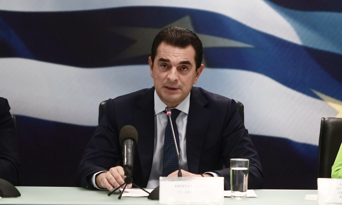 Μέτρα κοροϊδίας ανακοίνωσε ο Κώστας Σκρέκας – Με «ταμπελάκια» και application καλούνται οι πολίτες να αντιμετωπίσουν τη σαρωτική ακρίβεια!