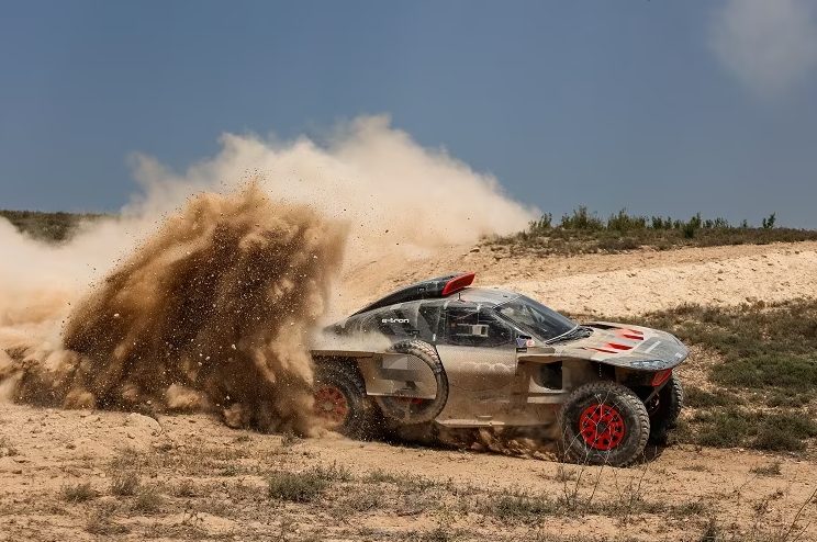 audi-dakar-207-team-audi-sport-audi-rs-q-ntakar-2024